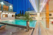 Enlarge photo 61