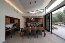 Enlarge photo 28