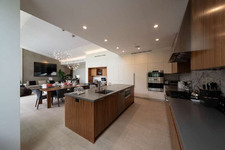 Enlarge photo 30
