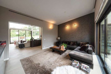 Enlarge photo 34