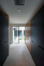 Enlarge photo 52