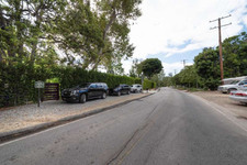 Enlarge photo 118