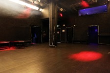 Enlarge photo 18