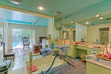 Enlarge photo 38