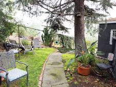 Enlarge photo 2