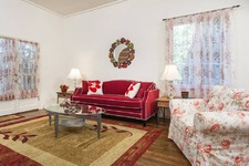 Enlarge photo 26