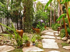 Enlarge photo 32
