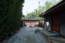Enlarge photo 11