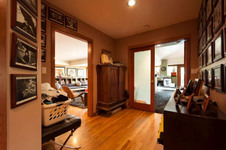 Enlarge photo 38