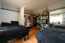 Enlarge photo 49