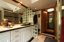 Enlarge photo 54