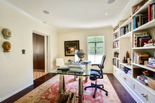 Enlarge photo 32