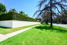 Enlarge photo 89