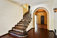 Enlarge photo 37