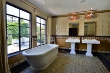 Enlarge photo 50