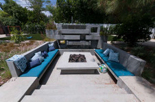 Enlarge photo 80