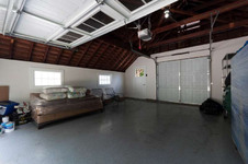 Enlarge photo 89