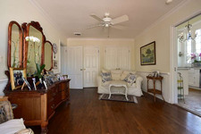 Enlarge photo 35