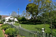 Enlarge photo 61