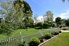 Enlarge photo 62