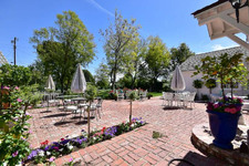 Enlarge photo 67