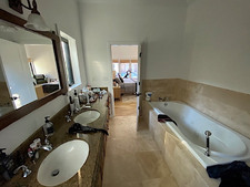 Enlarge photo 40