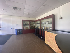 Enlarge photo 26