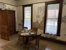 Enlarge photo 196