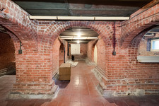 Enlarge photo 24