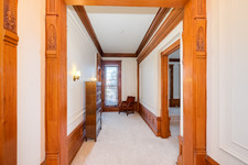 Enlarge photo 33