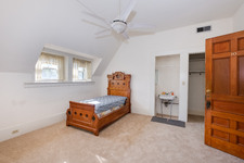 Enlarge photo 38
