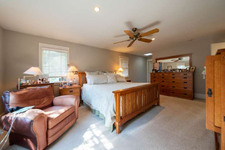 Enlarge photo 52