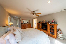 Enlarge photo 53