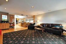 Enlarge photo 15
