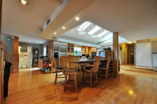Enlarge photo 30