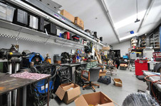 Enlarge photo 77