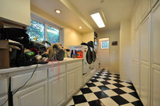 Enlarge photo 105