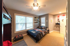 Enlarge photo 36
