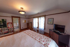 Enlarge photo 37