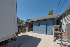 Enlarge photo 63