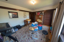 Enlarge photo 139
