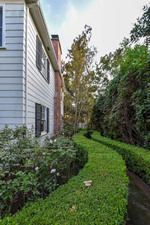 Enlarge photo 72
