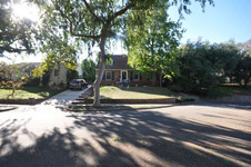 Jaroch Residence