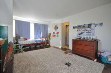 Enlarge photo 46
