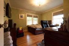 Enlarge photo 64