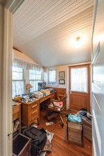 Enlarge photo 32