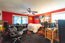 Enlarge photo 49
