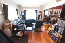 Enlarge photo 12