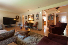 Enlarge photo 11