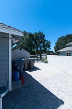 Enlarge photo 65